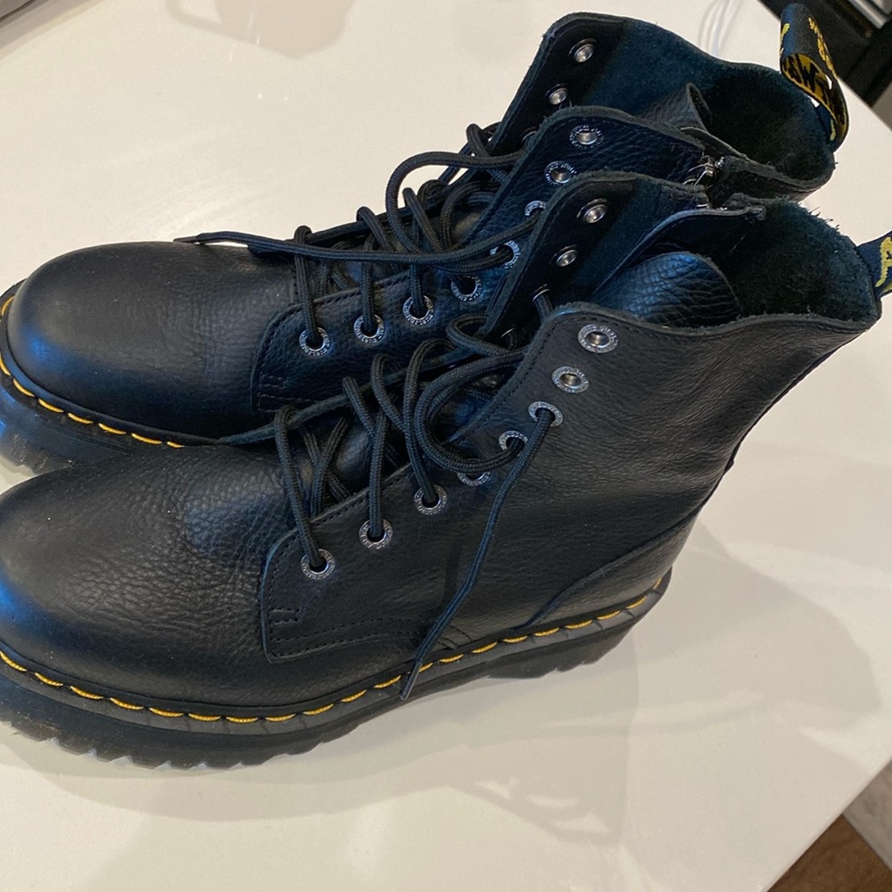Dr Martens Jadon boot leather platforms.  Worn once size 10 US